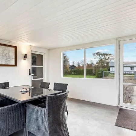 Holiday home Lovely Summer House By Veno Bay