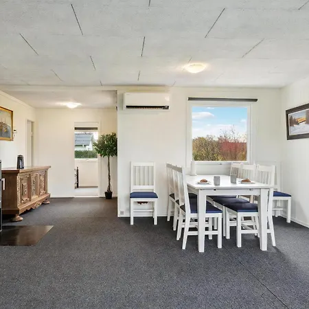 Schönes Sommerhaus An Der Venø-bucht * Vinderup