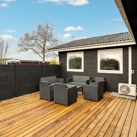 Schönes Sommerhaus An Der Venø-bucht *