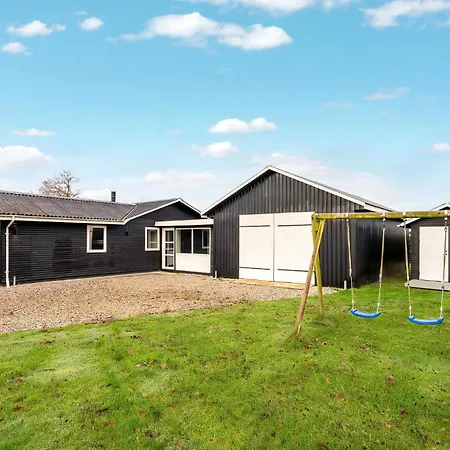 Schönes Sommerhaus An Der Venø-bucht * Vinderup